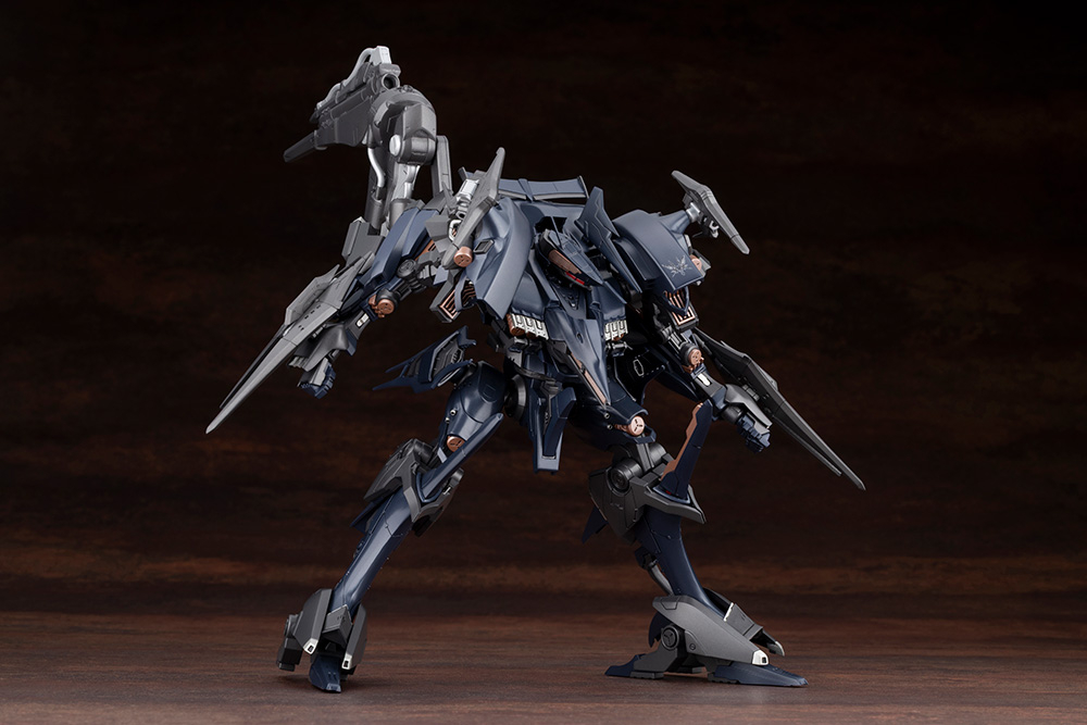 Armored Core 4 - Rayleonard 03-Aaliyah Orleans - Variable Infinity - 1/72 - 6