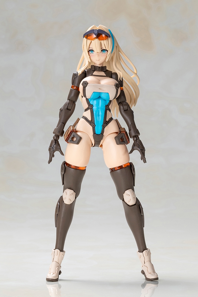 KOTOBUKIYA Front Mission Zenith Girl Plastic Kit - 10