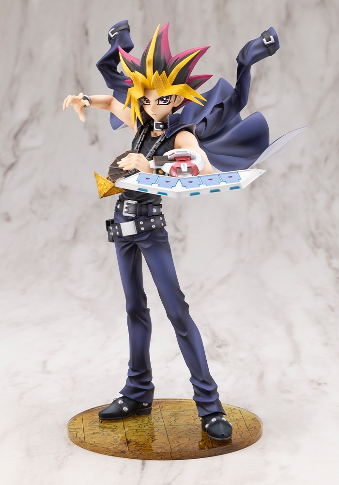 KOTOBUKIYA Yu-Gi-Oh! Duel Monsters ARTFX J Yami Yugi -Atsuki Kettousha-tachi- 1/7 Plastic Figure