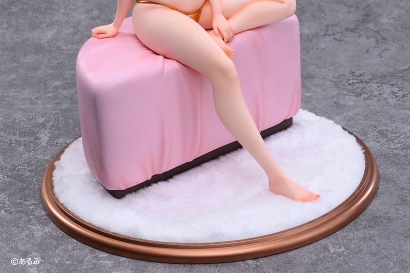 Otaku Tomodachi to no Sex wa Saikou ni Kimochi Ii Miyoshi-san - Gold Bikini Ver. - 1/6 - 6