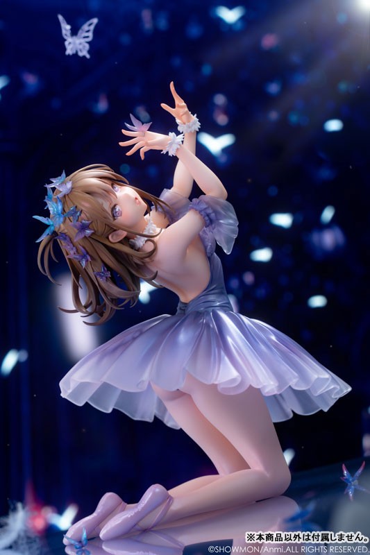 Avian Romance - Gray Duckling on Stage - 1/6